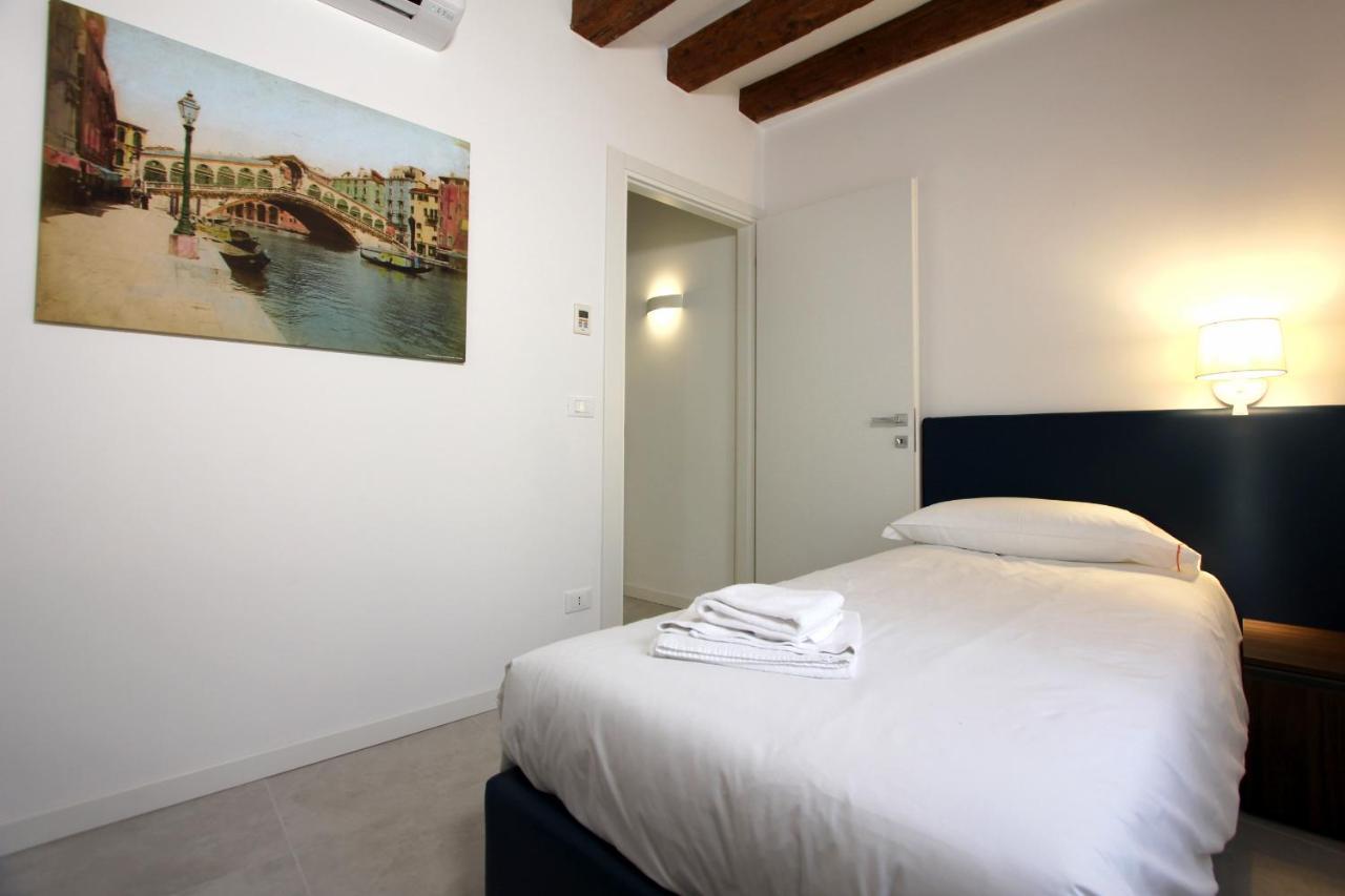 Residence Modern Art Venezia Esterno foto
